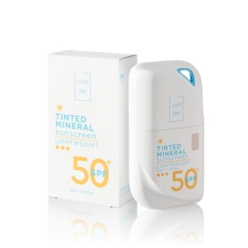 Lavish Care Tinted Mineral Sunscreen SPF50+ No. 01 Light Αντηλιακό Προσώπου με Χρώμα 50ml