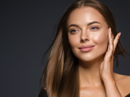 The Skin Pharmacist - Λαμπερή επιδερμίδα τις γιορτές