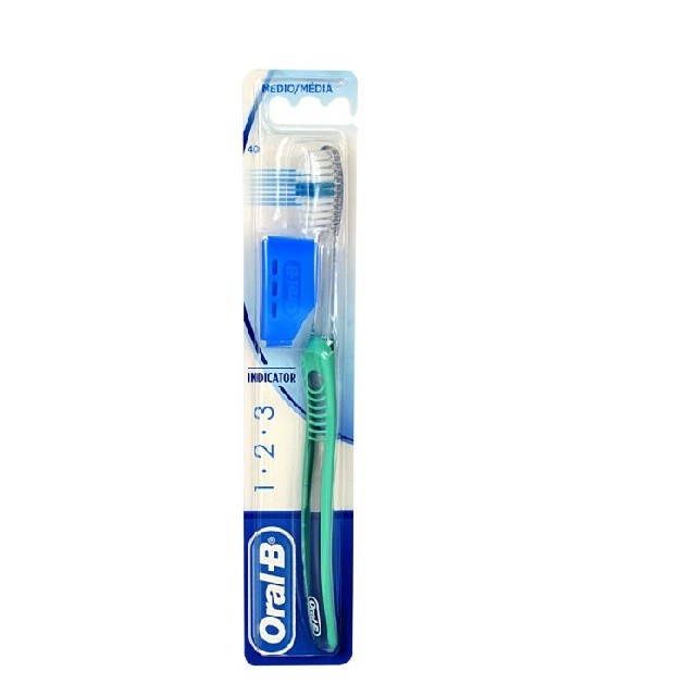 ORAL-B Indicator 1-2-3 Οδοντόβουρτσα Μέτρια 40mm Ανοιχτό Πράσινο, 1τμχ